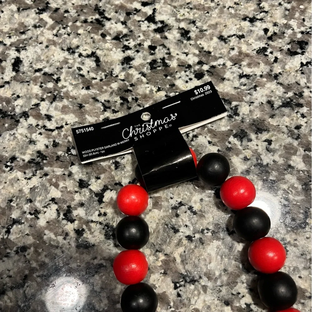 New! Red and black Merry Christmas decorative wooden bead garland
